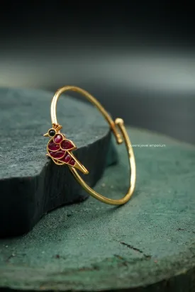 ALIKA KADA BANGLE