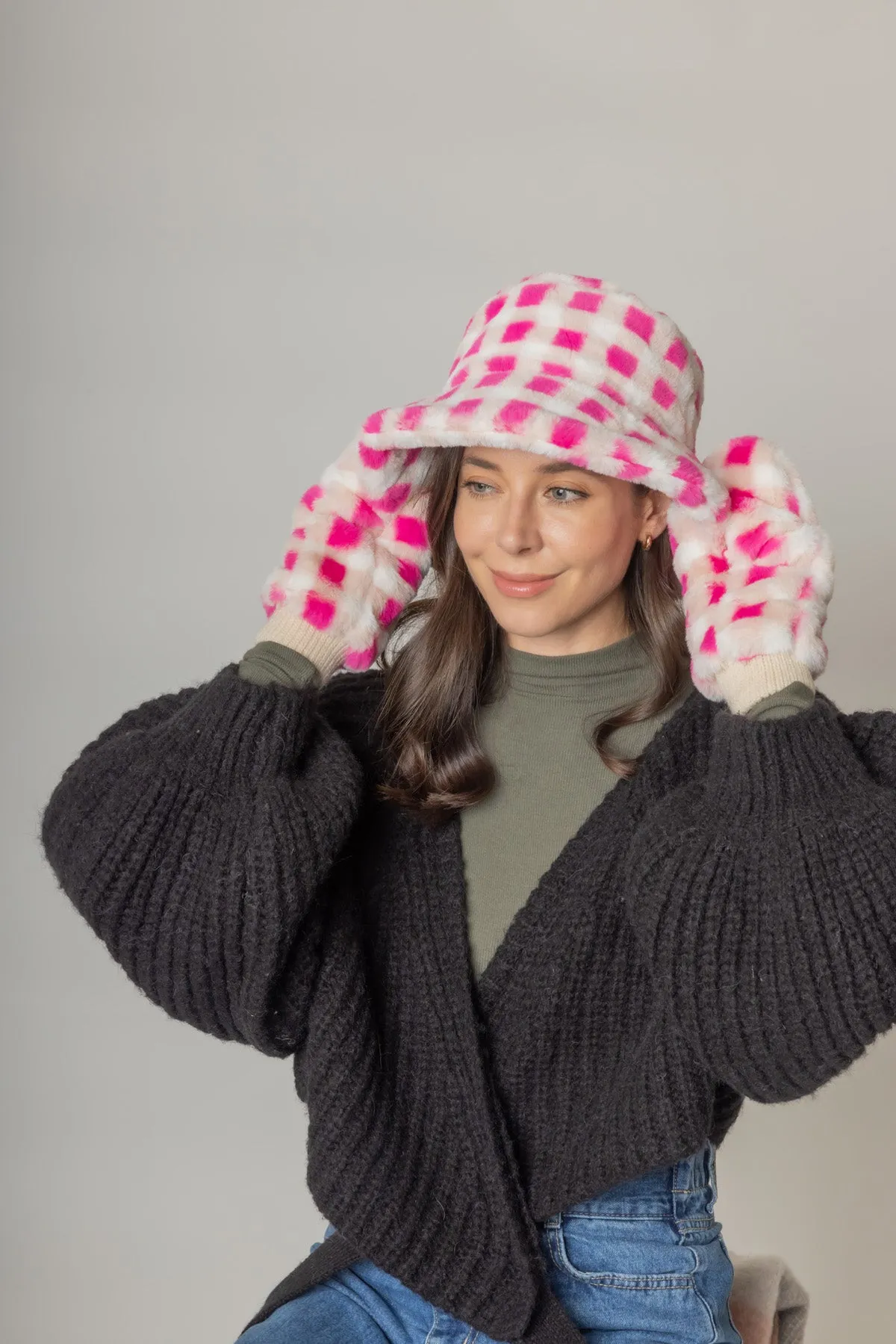 Checkered Faux Fur Bucket Hat