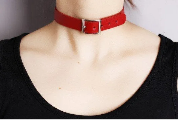 Green Buckle Choker