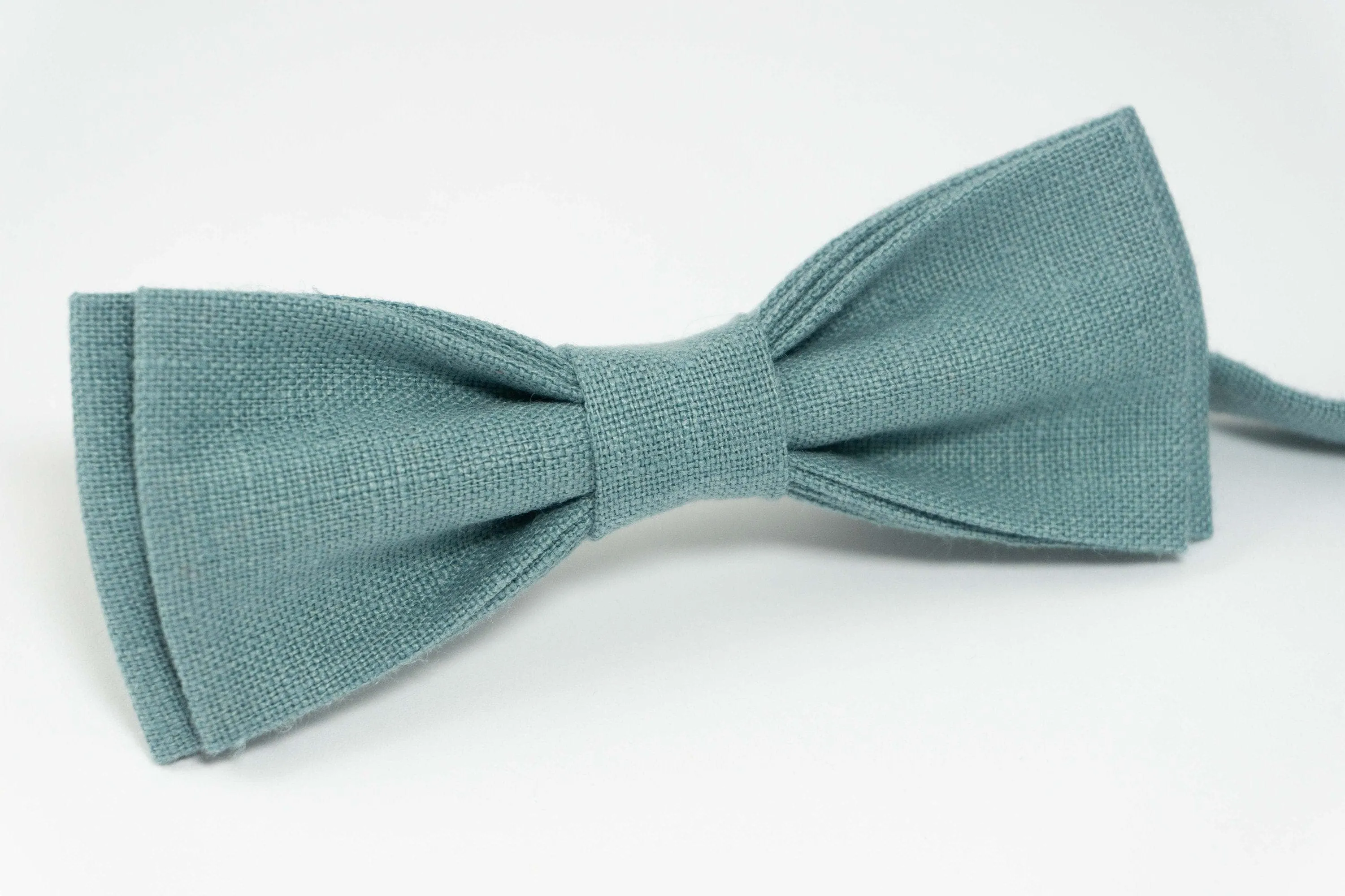 Mint grey batwing bow tie | Mint grey wedding bow tie